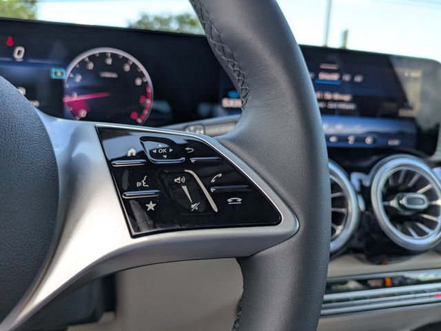 New 2026 Mercedes-Benz GLB 250 image 28