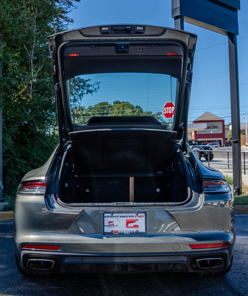 Used 2023 Porsche Panamera w/ Premium Package RWD image 25