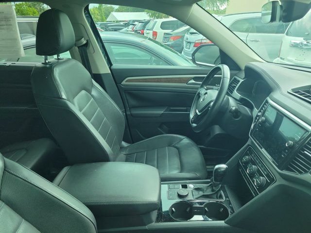 Used 2019 Volkswagen Atlas SEL Premium AWD/4WD image 3