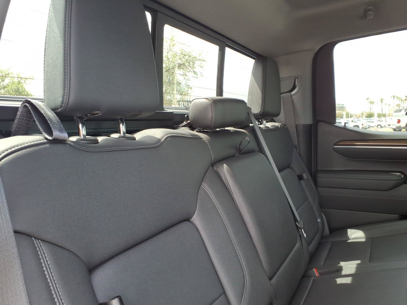 Used 2025 Chevrolet Silverado 1500 LT Trail Boss w/ LT Trail Boss Premium Package AWD/4WD image 14