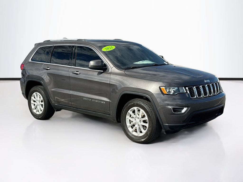 Used 2021 Jeep Grand Cherokee Laredo X RWD image 3