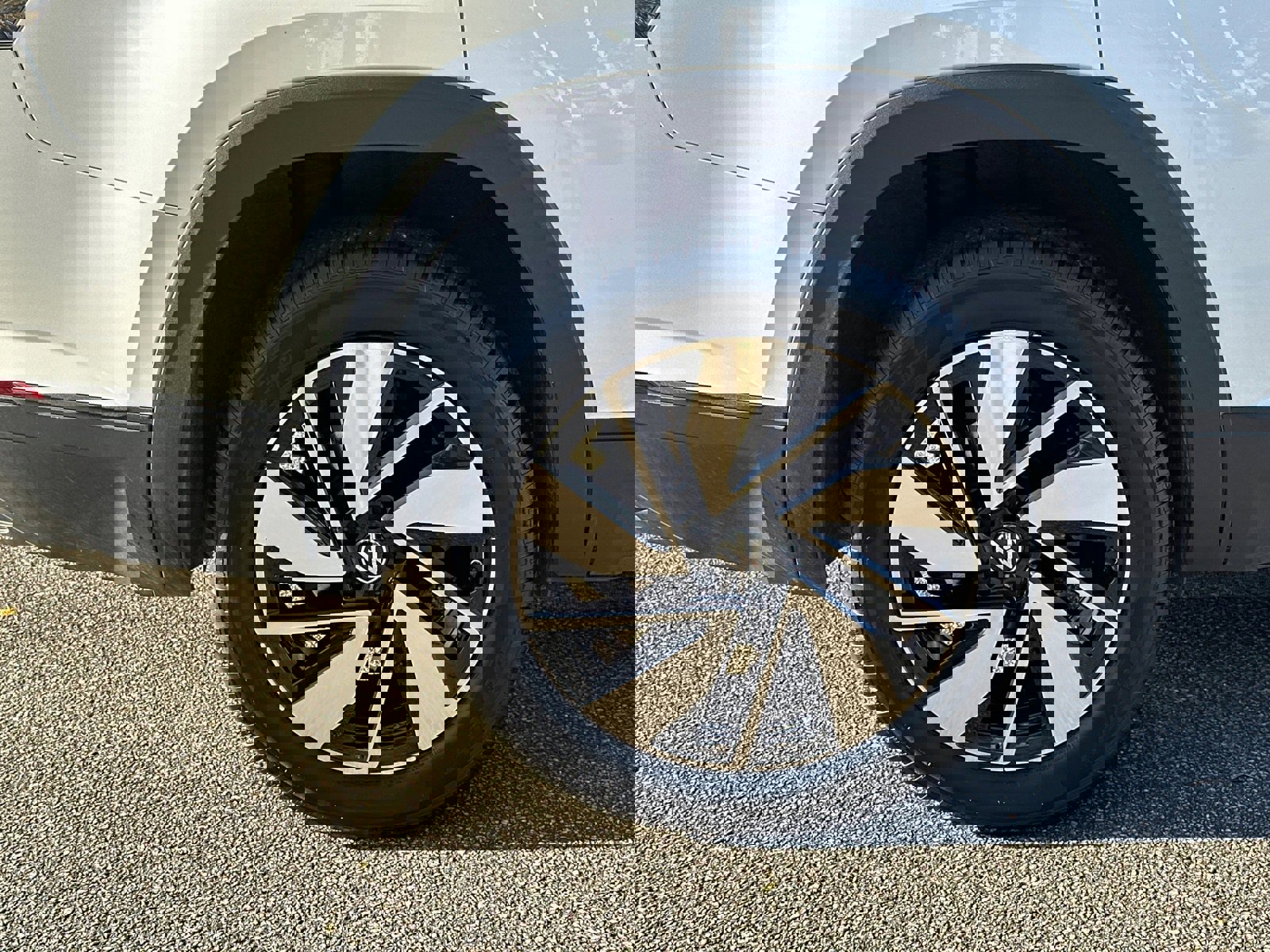 Used 2024 Volkswagen Atlas SE image 17