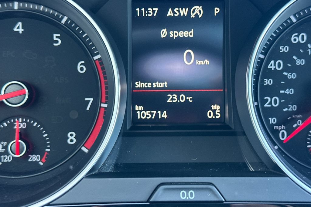 Used 2018 Volkswagen GTI SE FWD image 27
