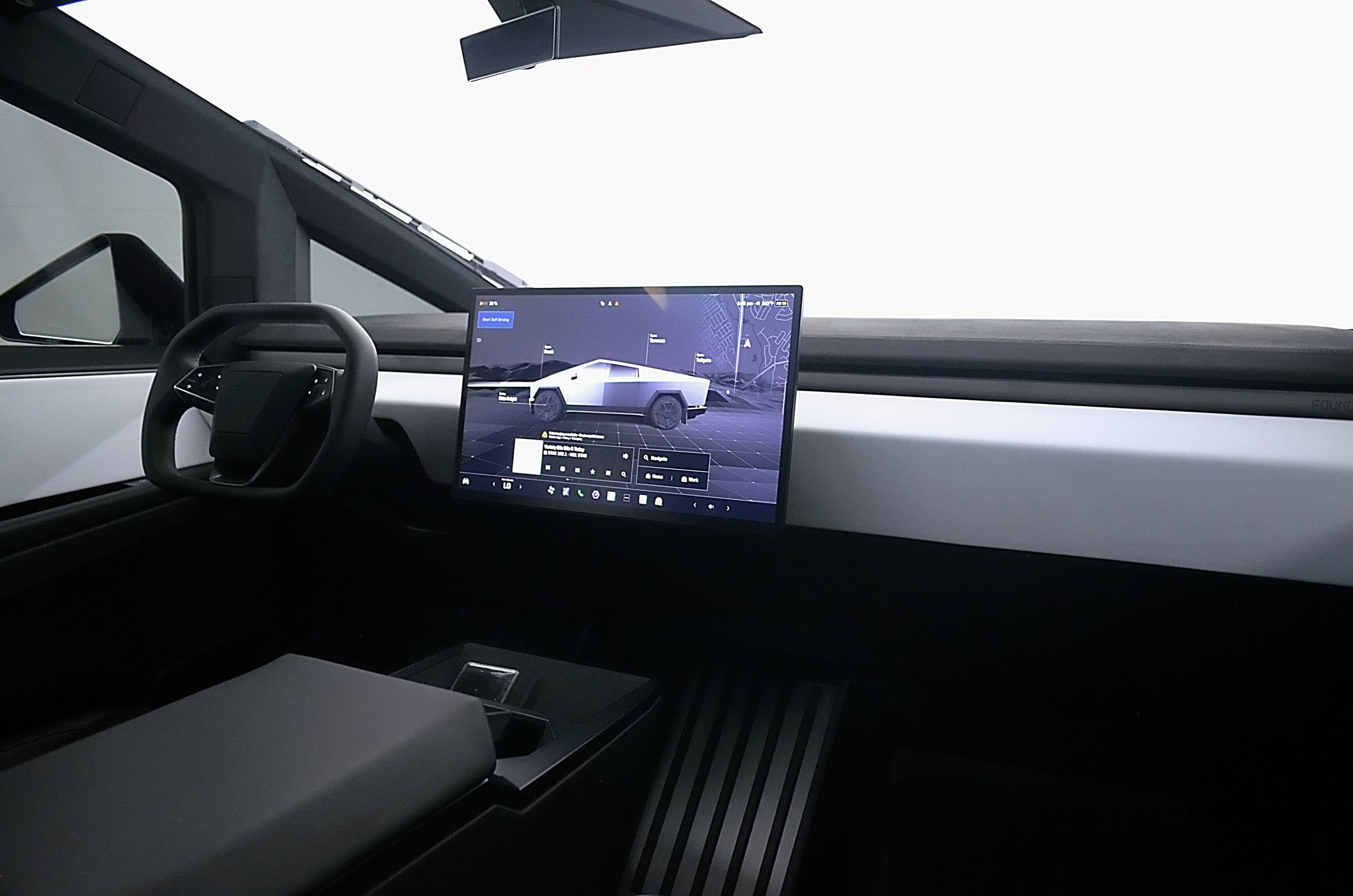 Used 2024 Tesla Cybertruck Cyberbeast AWD/4WD image 22