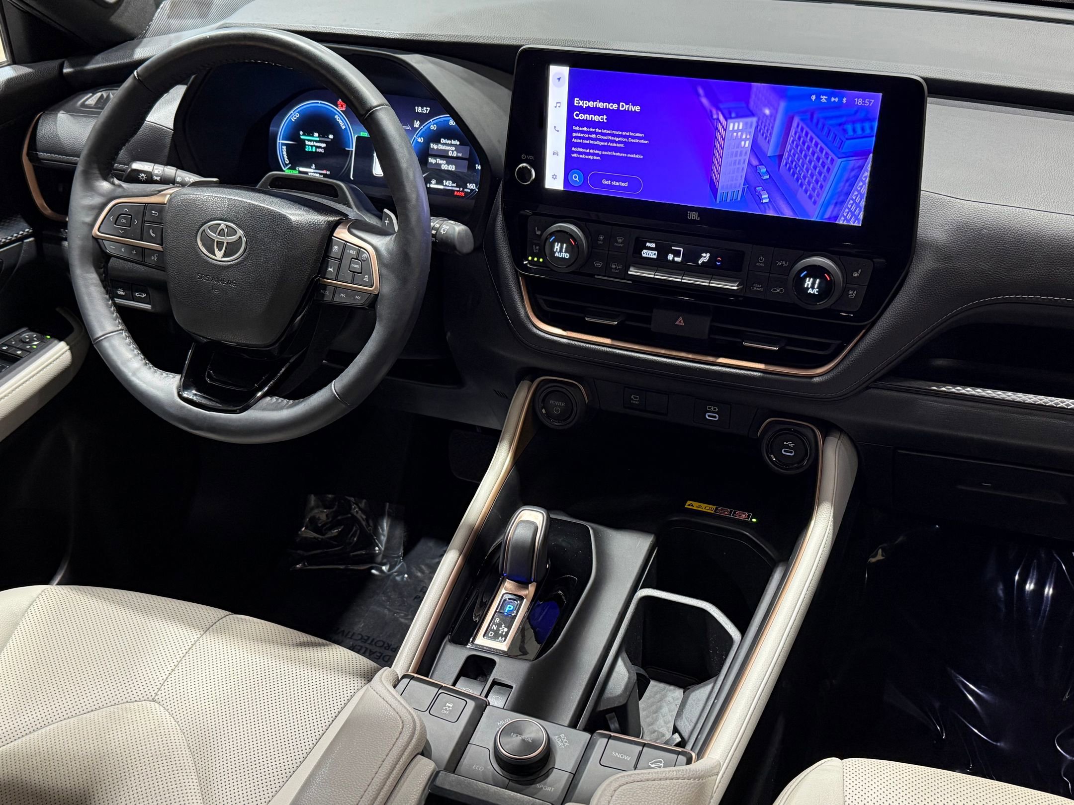 Used 2024 Toyota Grand Highlander AWD Hybrid image 4