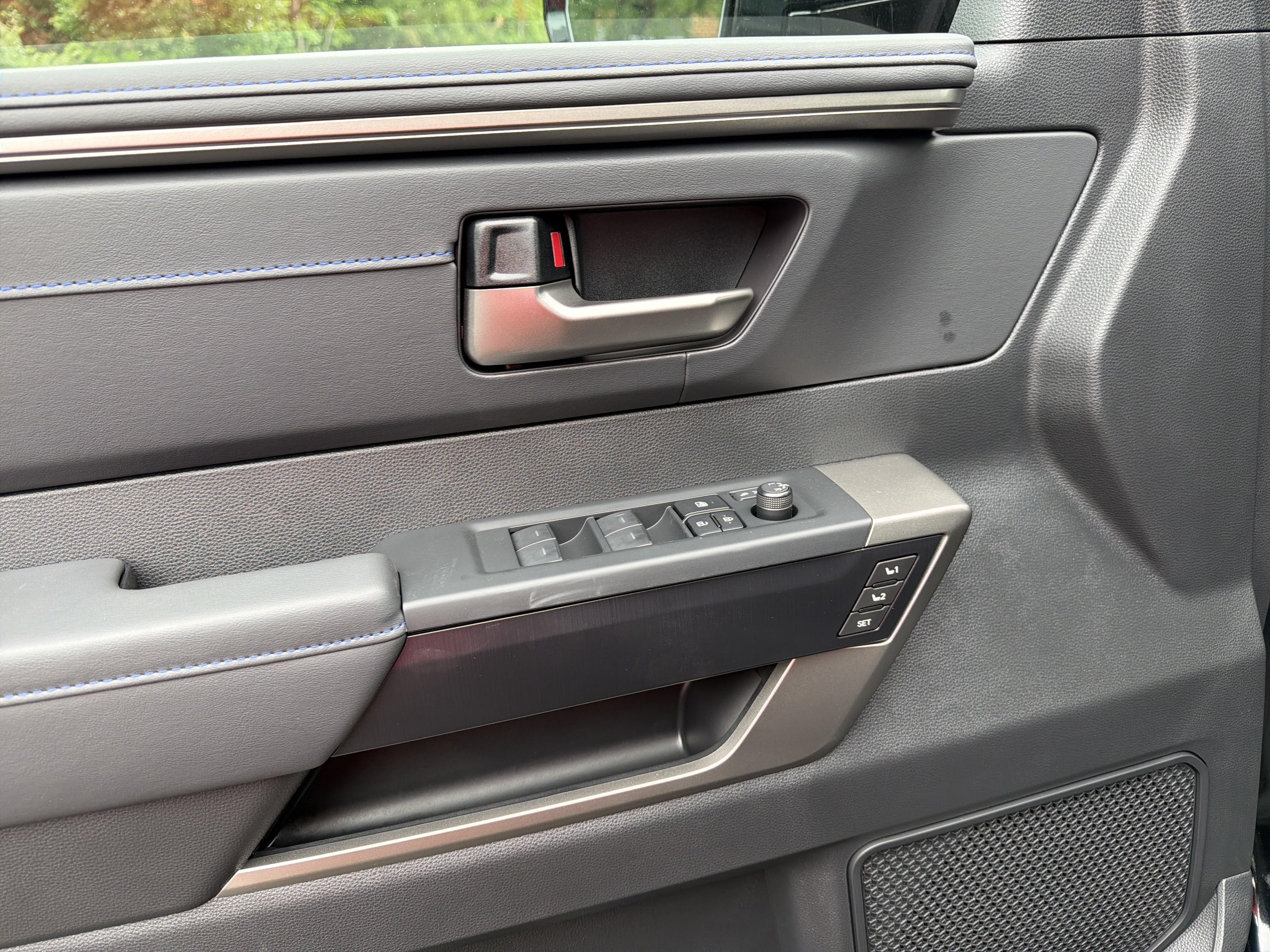 New 2026 Toyota Tundra Platinum AWD/4WD image 11