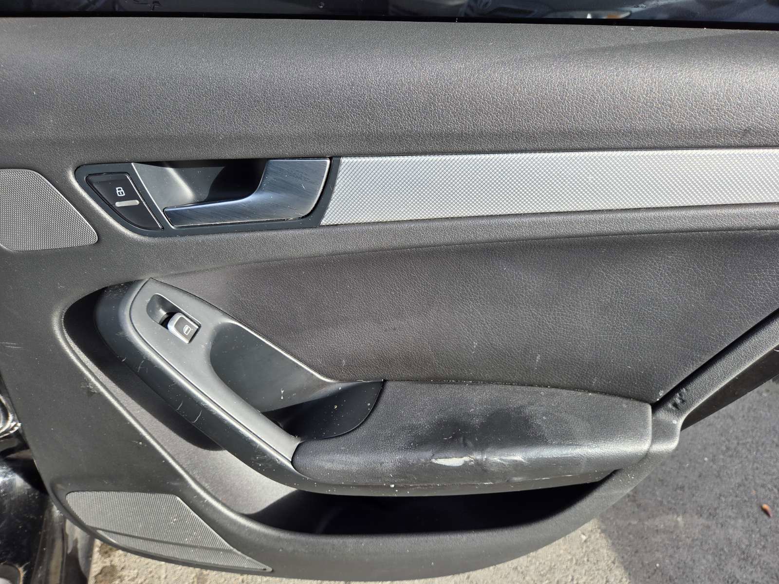 Used 2014 Audi A4 2.0T Premium w/ Audi MMI Navigation image 12