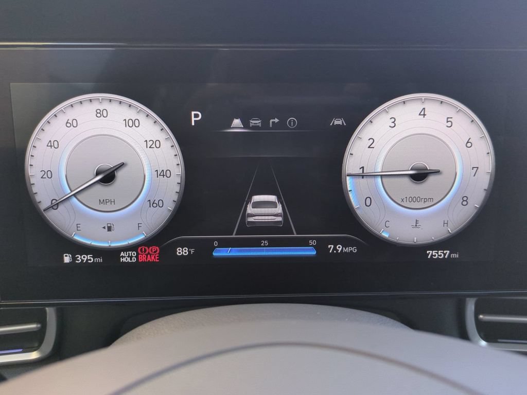 Used 2025 Hyundai Elantra SEL FWD image 35