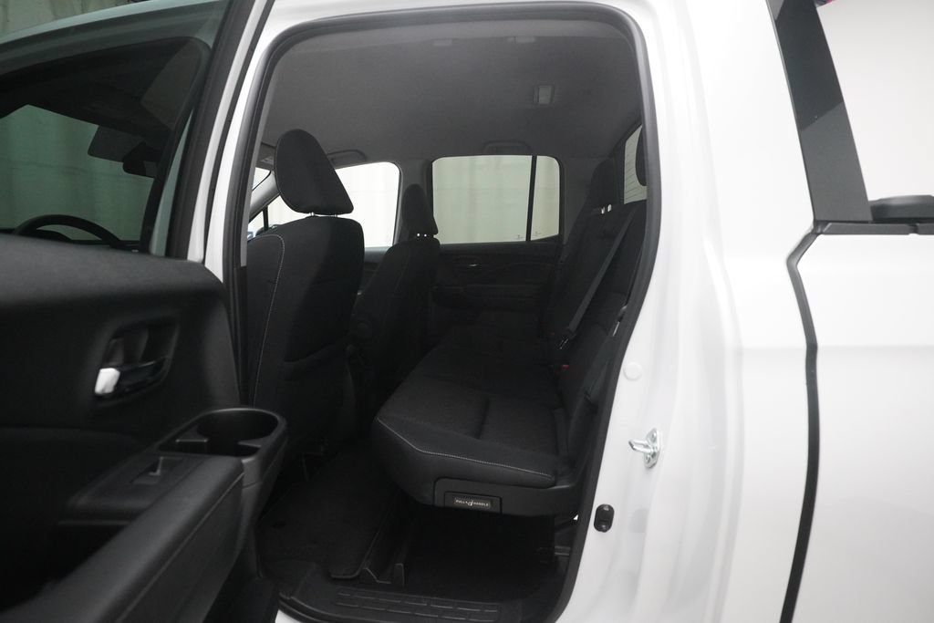 Used 2023 Honda Ridgeline Sport image 10
