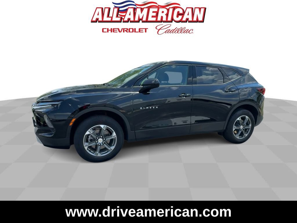 Used 2025 Chevrolet Blazer LT image 5