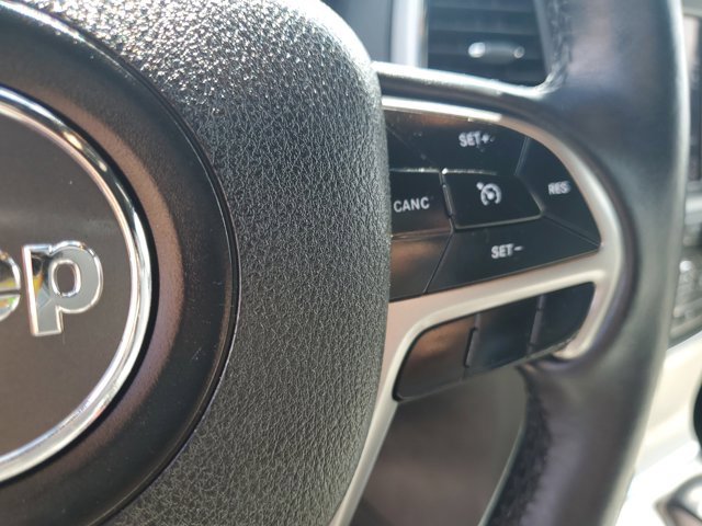 Used 2018 Jeep Grand Cherokee Limited image 28