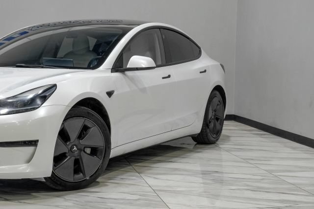Used 2021 Tesla Model 3 Standard Range Plus RWD image 8