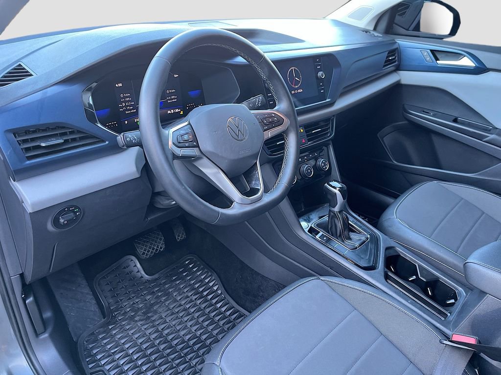 Used 2023 Volkswagen Taos SE image 9