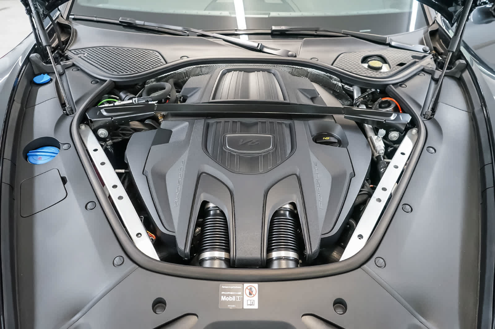 New 2026 Porsche Panamera RWD image 32