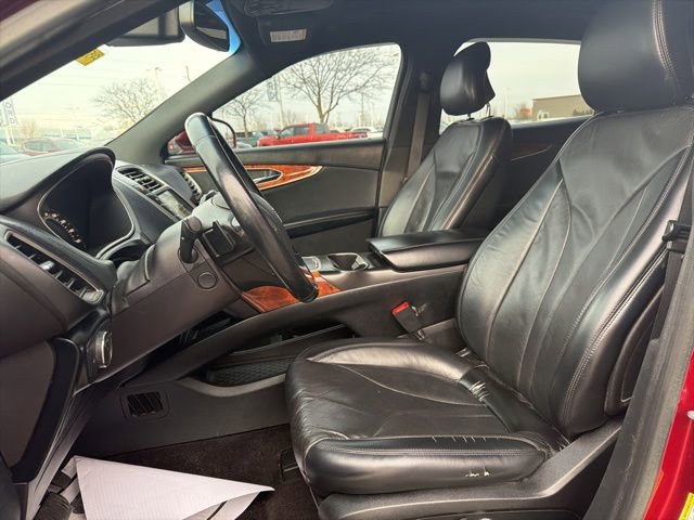 Used 2018 Lincoln MKX Reserve w/ Lincoln MKX Climate Package image 24