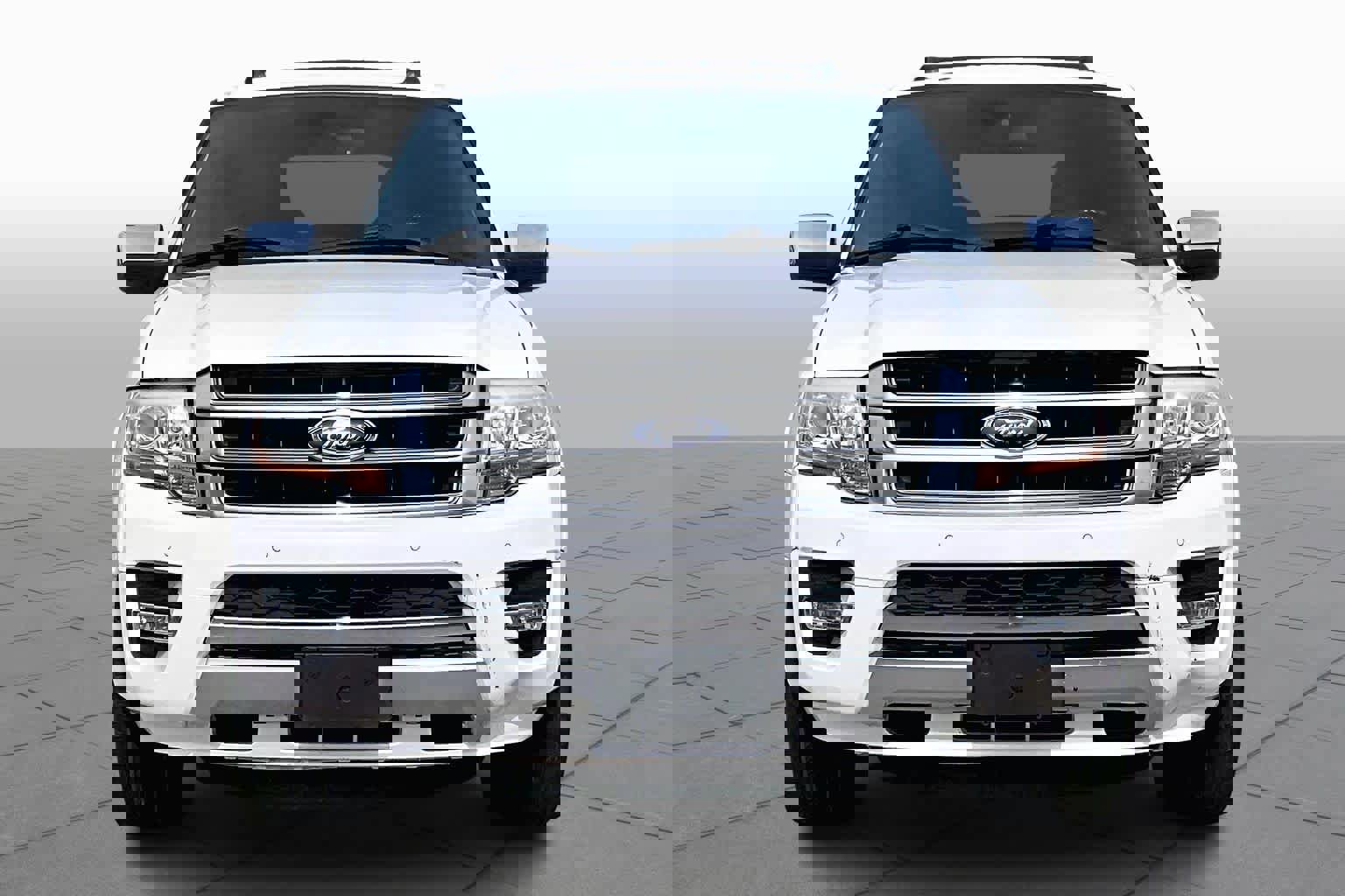 Used 2015 Ford Expedition Platinum image 4