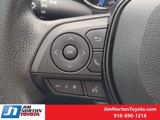 Used 2021 Toyota RAV4 LE image 29