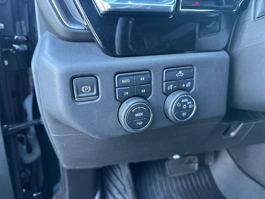 Certified 2022 Chevrolet Silverado 1500 LT Trail Boss w/ Convenience Package II image 22