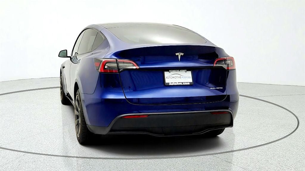 Used 2022 Tesla Model Y Long Range AWD/4WD image 6