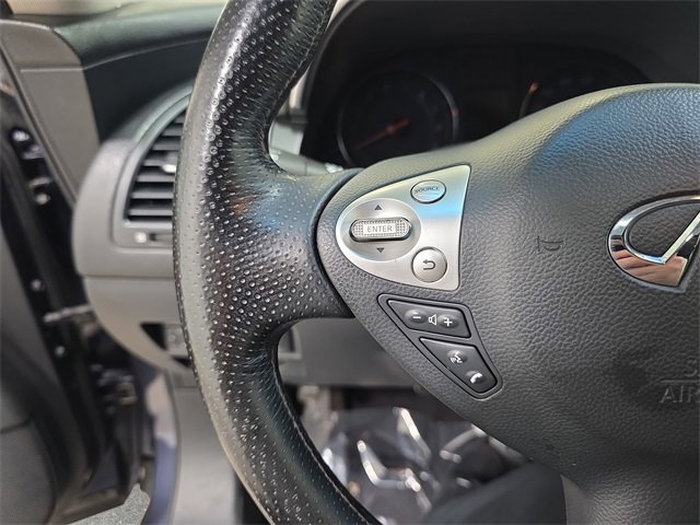 Used 2011 INFINITI FX35 AWD w/ Premium Pkg image 17