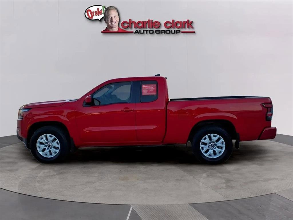 Used 2023 Nissan Frontier SV w/ Technology Package image 2