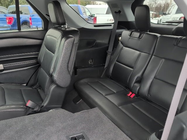 Used 2022 Ford Explorer Limited w/ Equipment Group 301A image 12
