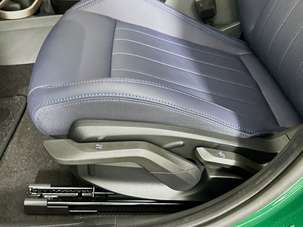 Certified 2025 MINI Cooper S image 20