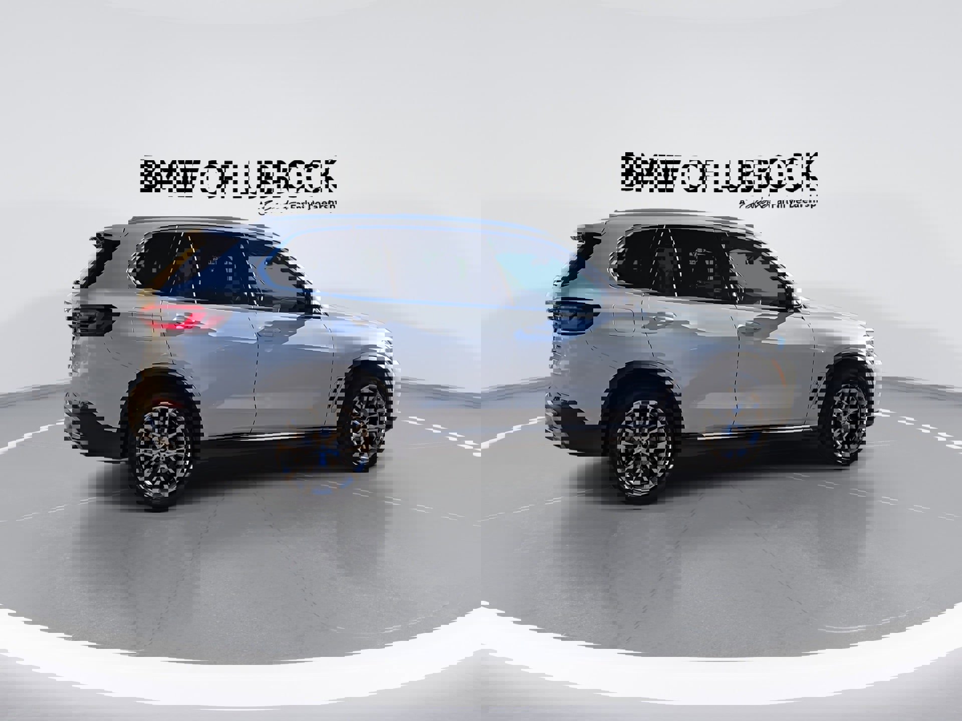 Used 2023 BMW X5 xDrive40i w/ Premium Package image 8