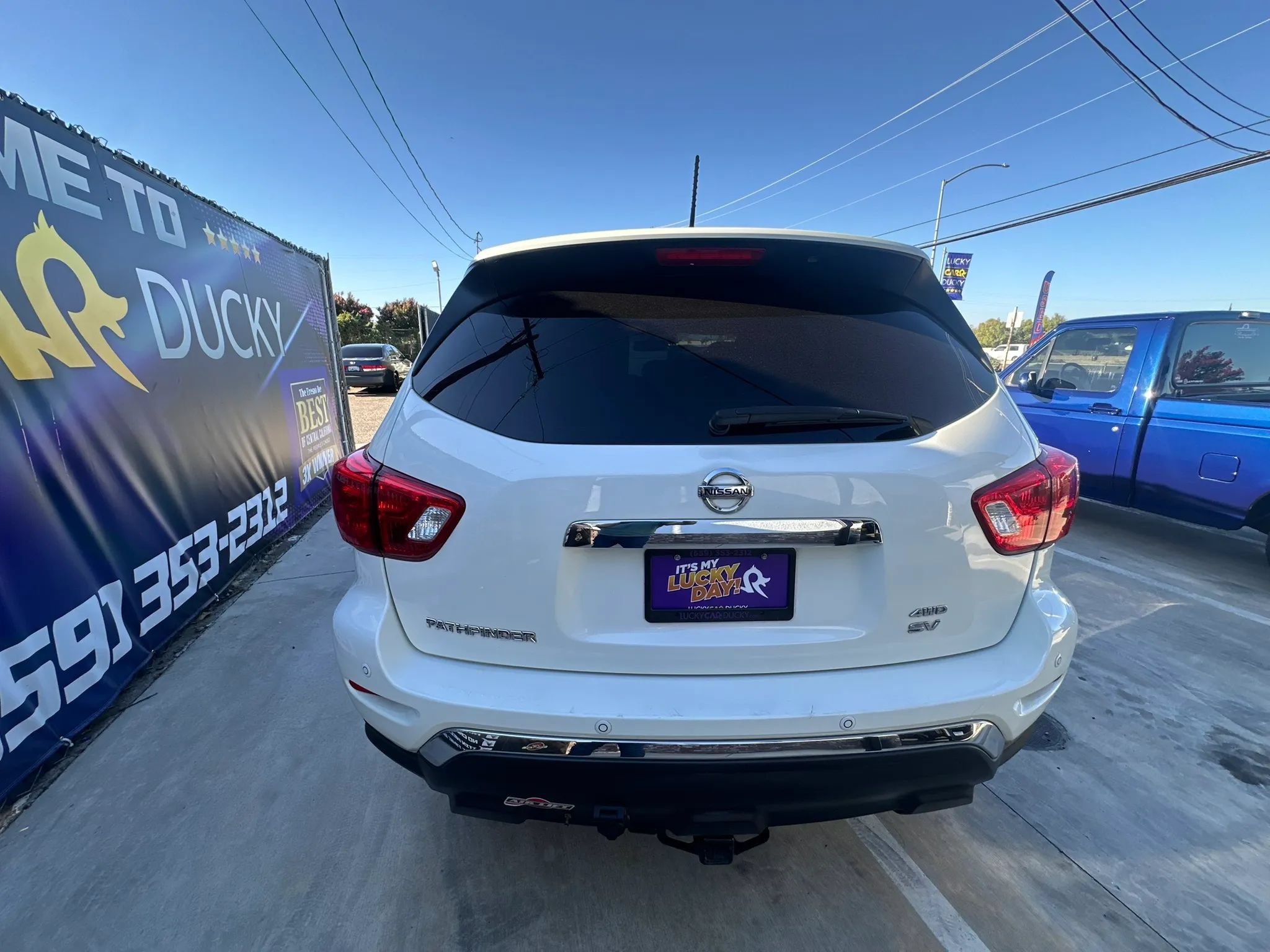 Used 2018 Nissan Pathfinder SV AWD/4WD image 8