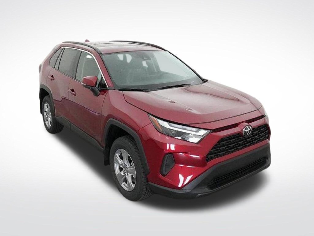 Used 2025 Toyota RAV4 XLE w/ Convenience Package FWD image 17