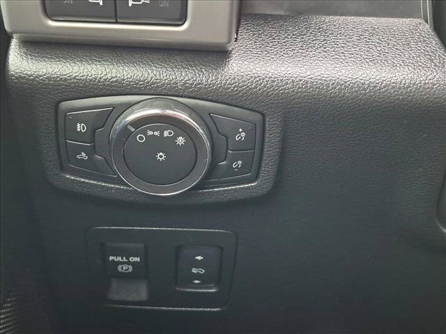 Used 2018 Ford F150 Platinum w/ Equipment Group 701A Luxury AWD/4WD image 17