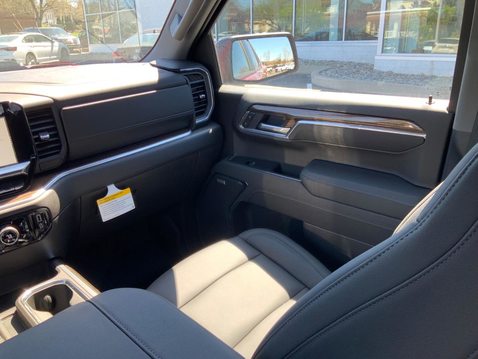 New 2026 Chevrolet Silverado 1500 LT Trail Boss w/ Convenience Package II AWD/4WD image 15