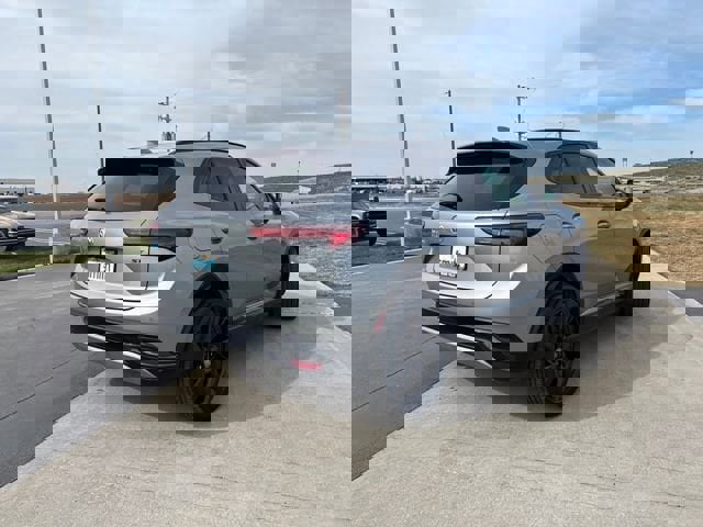 Certified 2023 Buick Envision Preferred w/ Sport Touring Package image 3