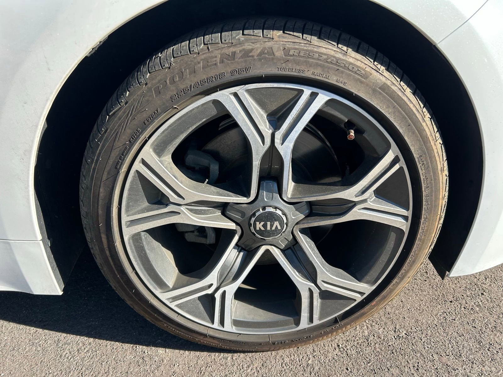 Used 2020 Kia Stinger GT-Line image 9