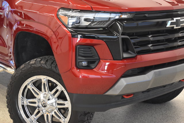 Used 2023 Chevrolet Colorado Z71 w/ Z71 Convenience Package 2 AWD/4WD image 29