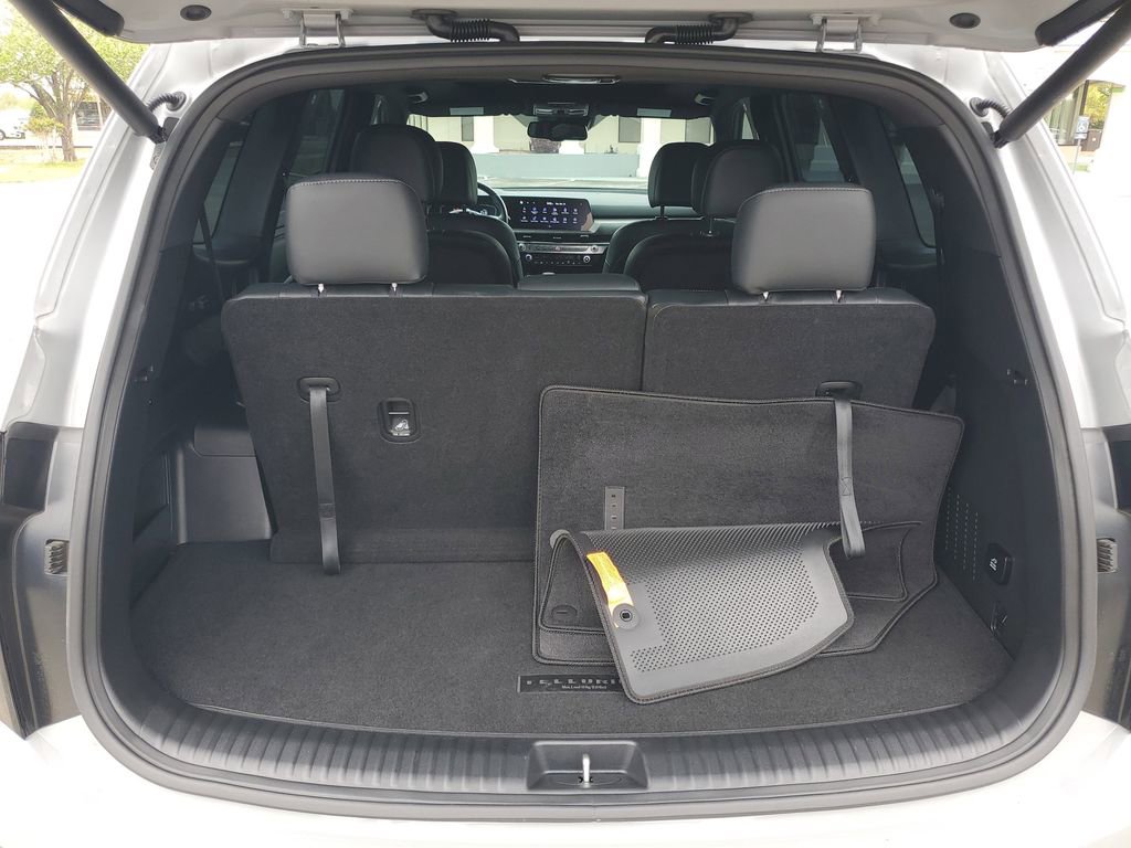 Used 2025 Kia Telluride AWD image 31