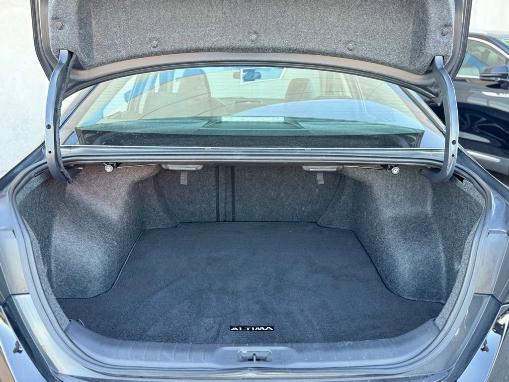 Used 2020 Nissan Altima 2.0 SR image 32