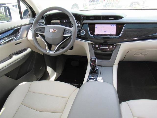 Certified 2023 Cadillac XT6 Premium Luxury image 14