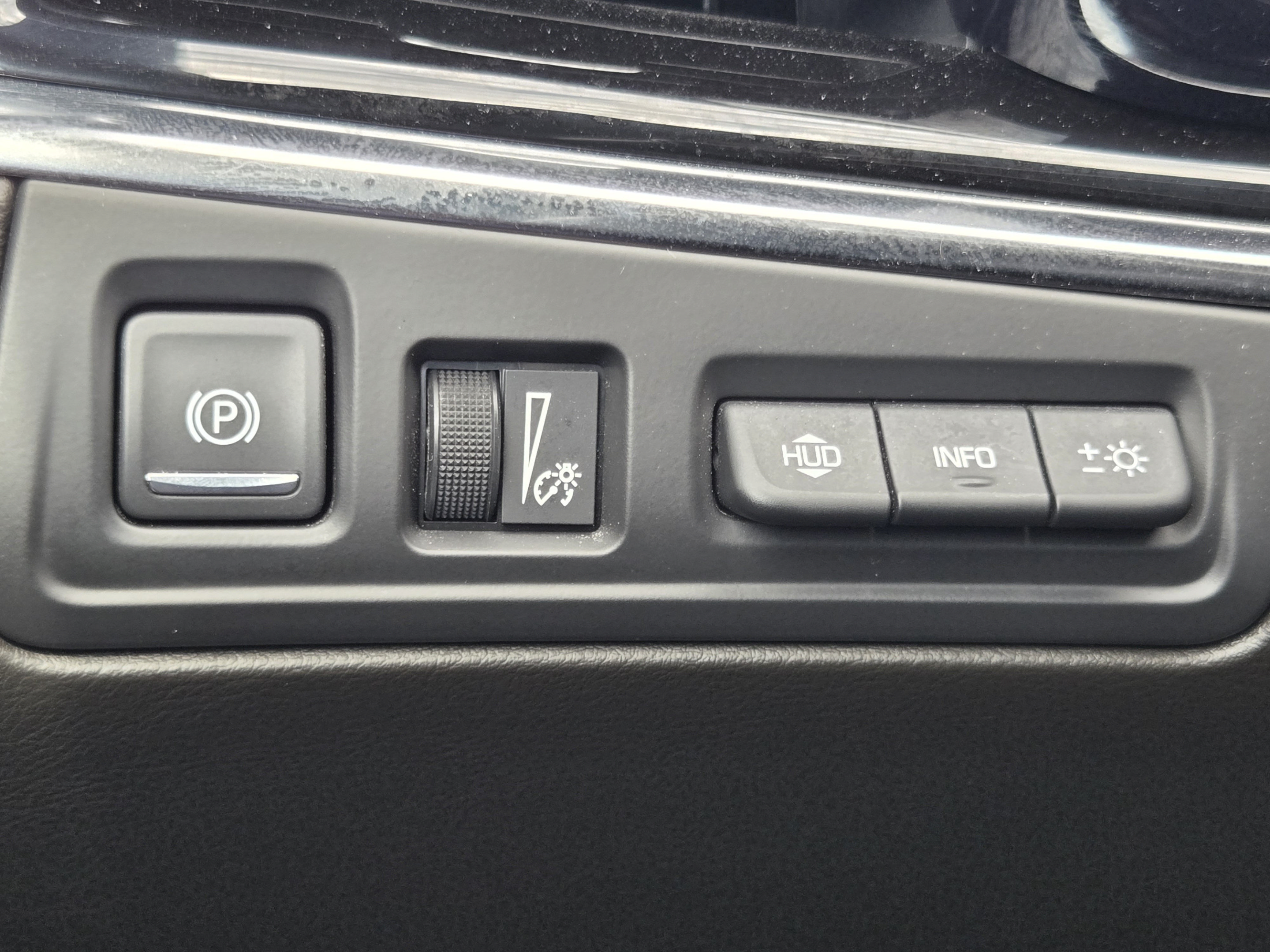 Used 2022 Cadillac XT6 Premium Luxury w/ Technology Package FWD image 19