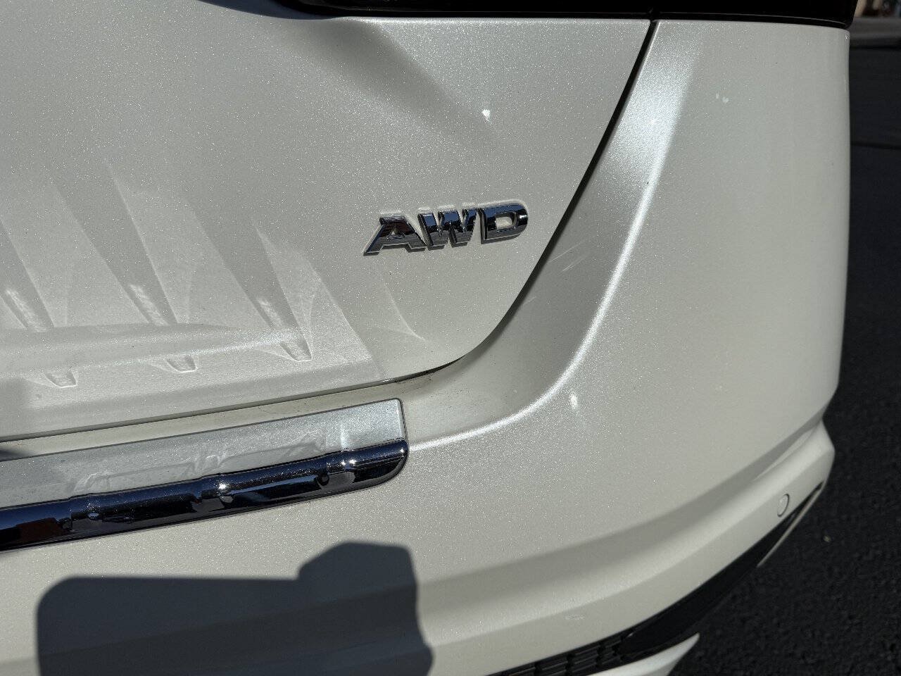 Used 2020 Nissan Altima 2.5 Platinum AWD/4WD image 9