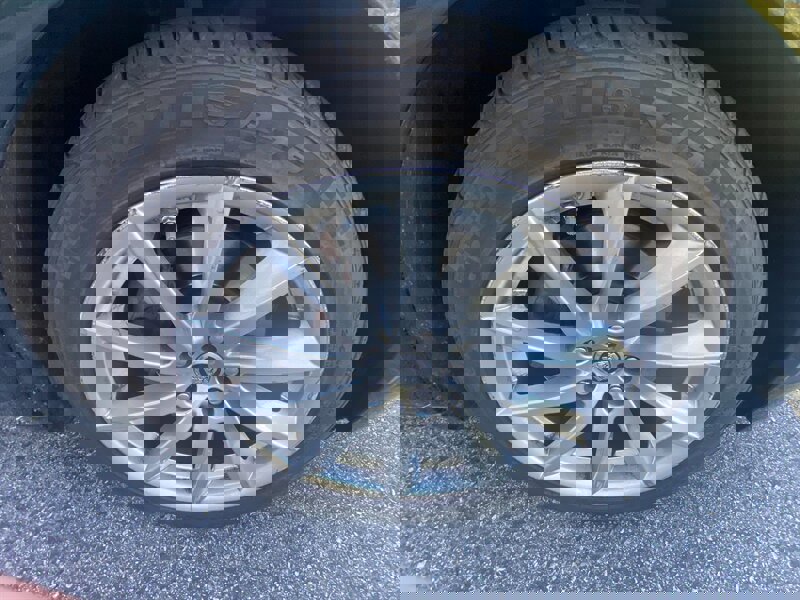 Used 2010 Jaguar XF Luxury image 47