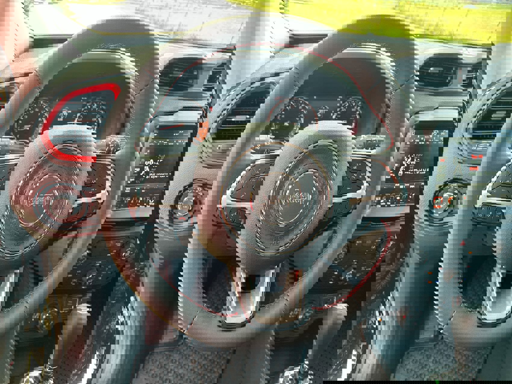 Used 2023 Jeep Renegade Trailhawk image 14