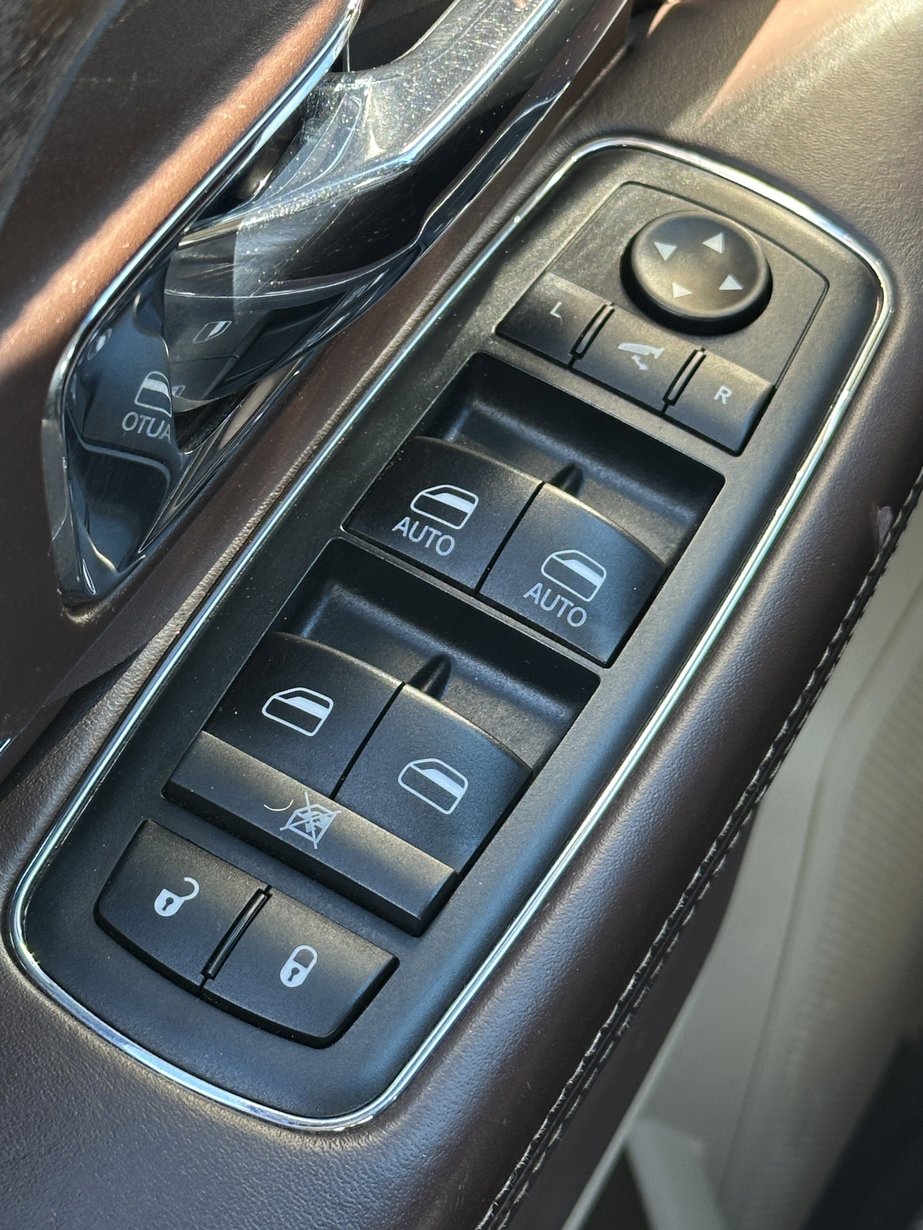 Used 2017 RAM 3500 Laramie Longhorn w/ Convenience Group image 61