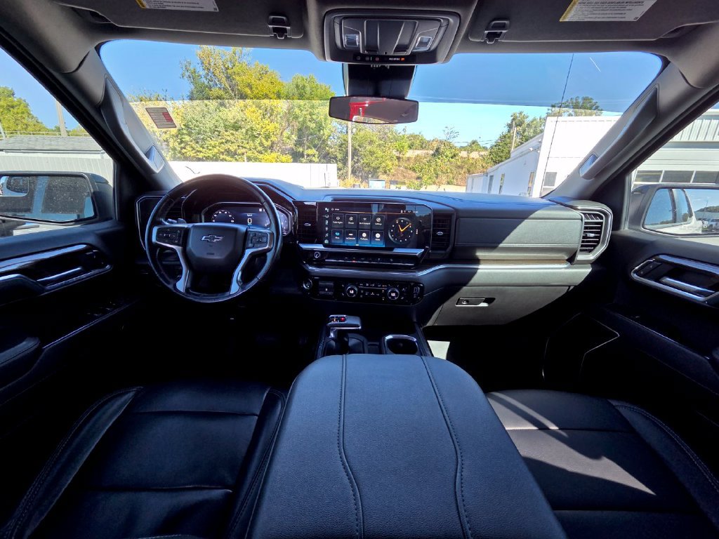 Used 2025 GMC Sierra 1500 Denali AWD/4WD image 21