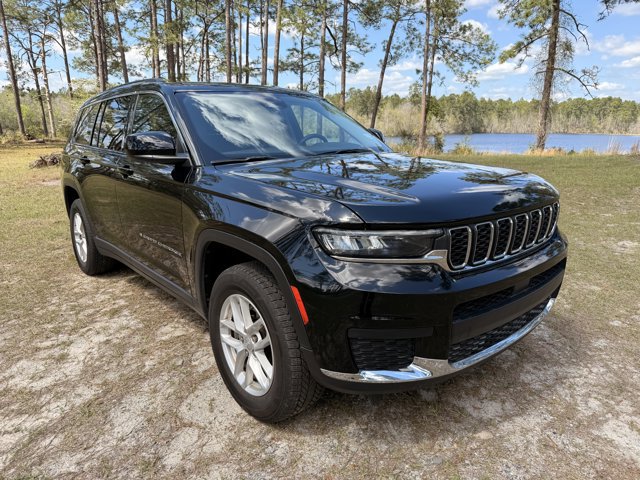 Used 2023 Jeep Grand Cherokee L Laredo image 7