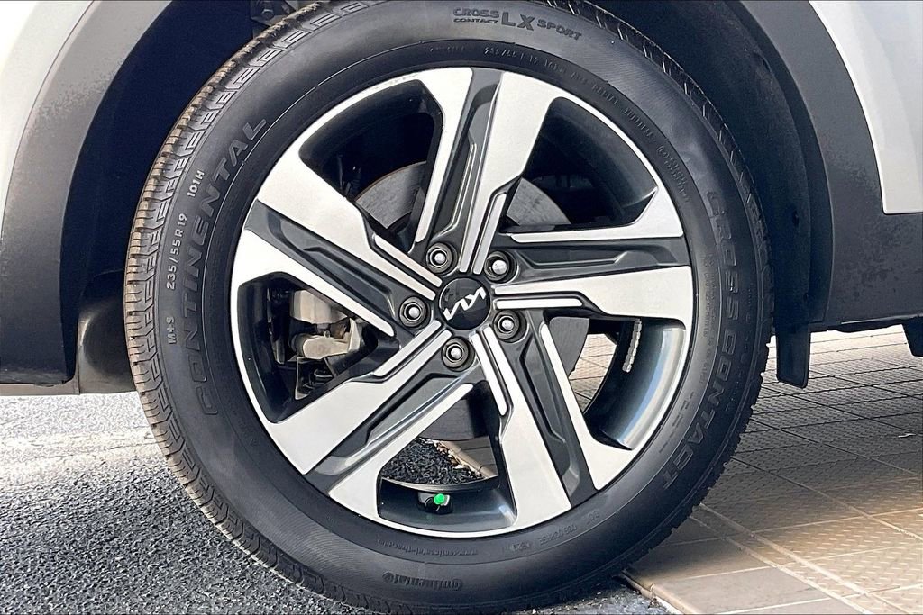 Used 2023 Kia Sorento SX Prestige image 36