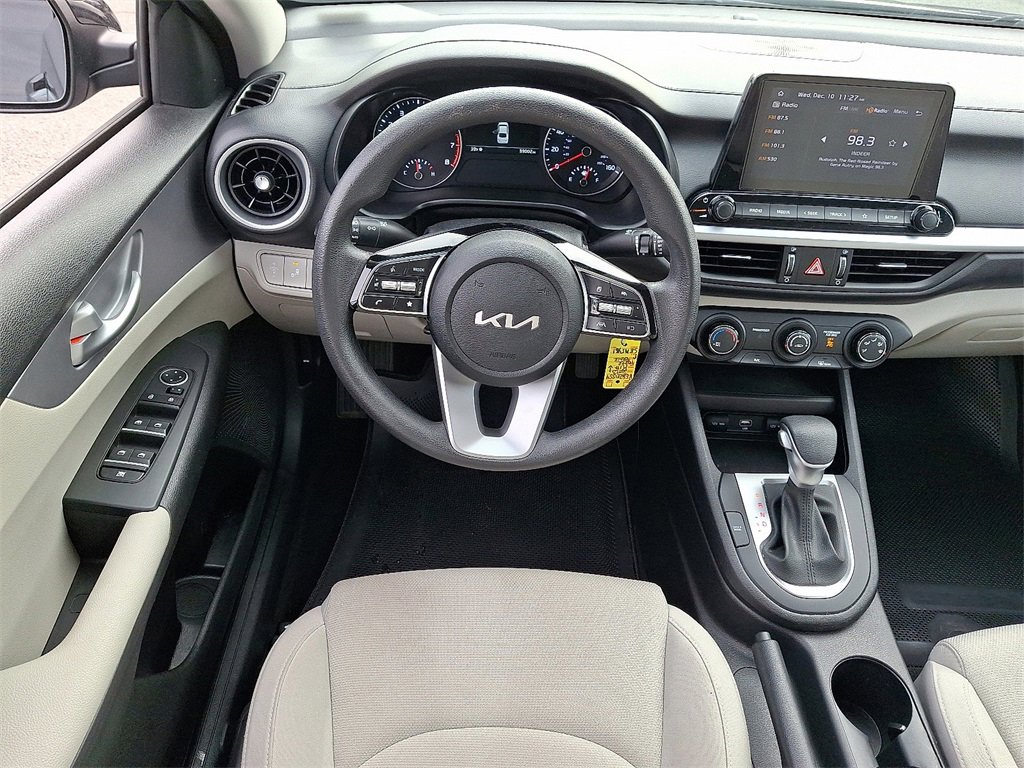 Used 2023 Kia Forte LXS w/ LXS Technology Package image 12
