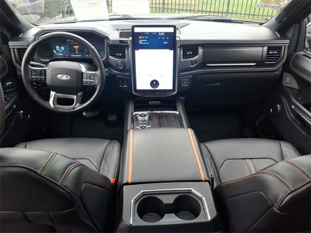 Certified 2024 Ford Expedition Platinum image 11