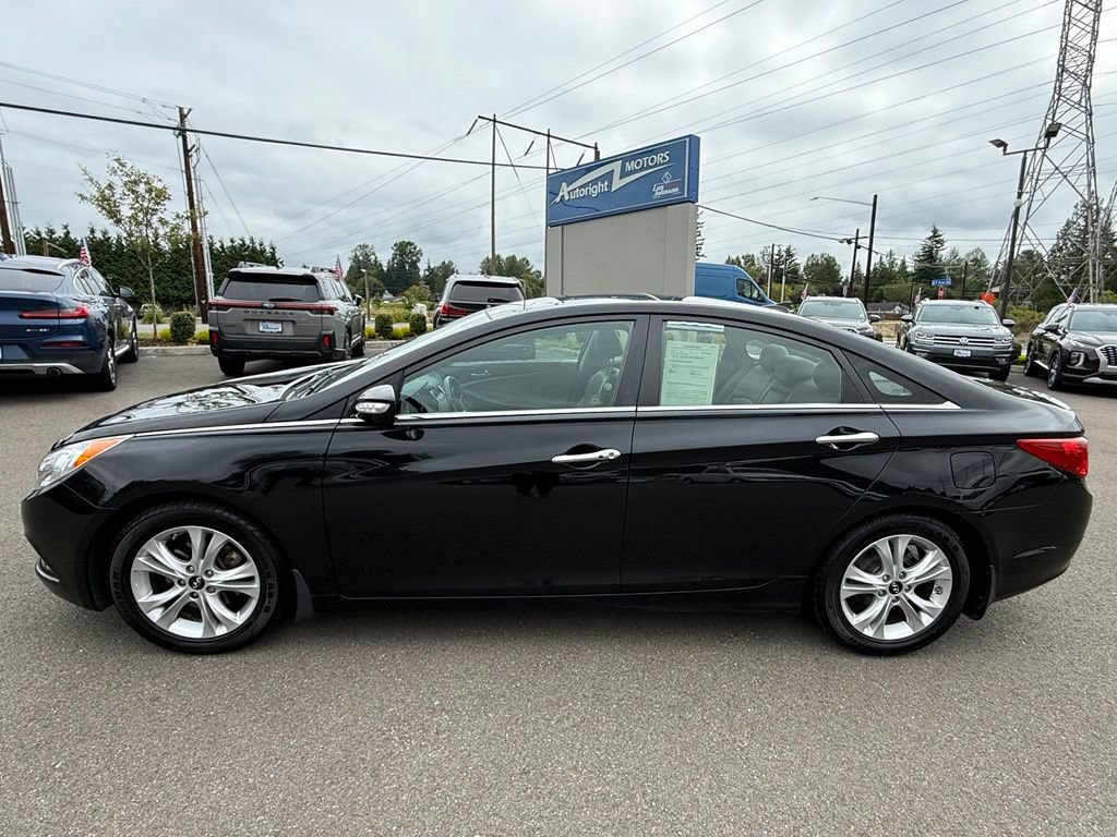 Used 2012 Hyundai Sonata Limited FWD image 2