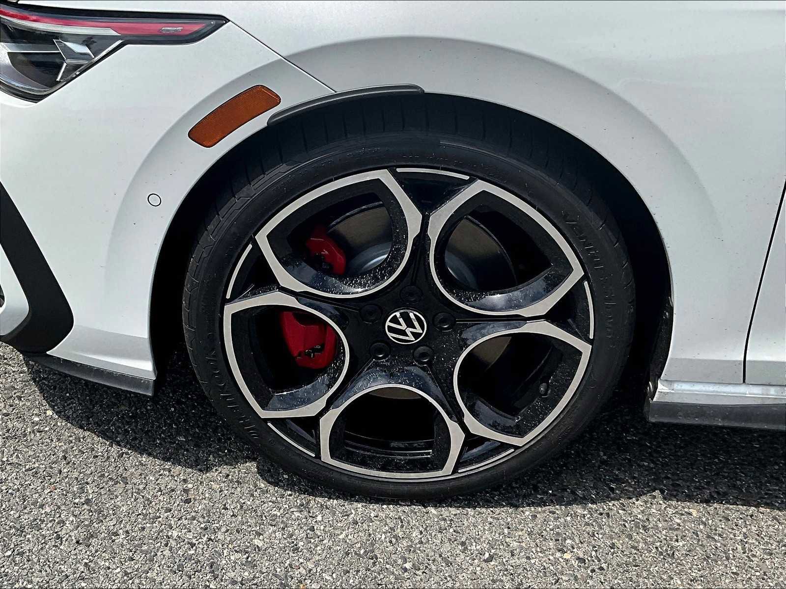 New 2025 Volkswagen GTI Autobahn image 8